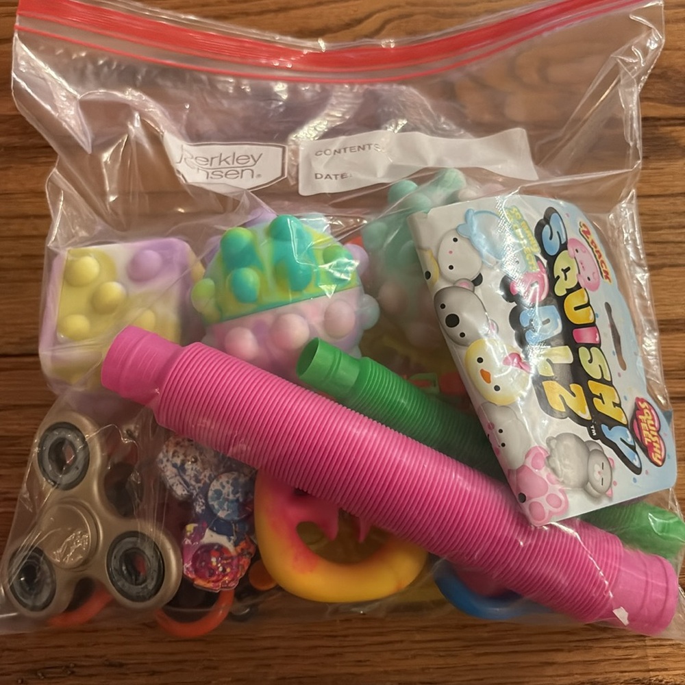 Fidget Toy Bundle - Picture 12 of 13